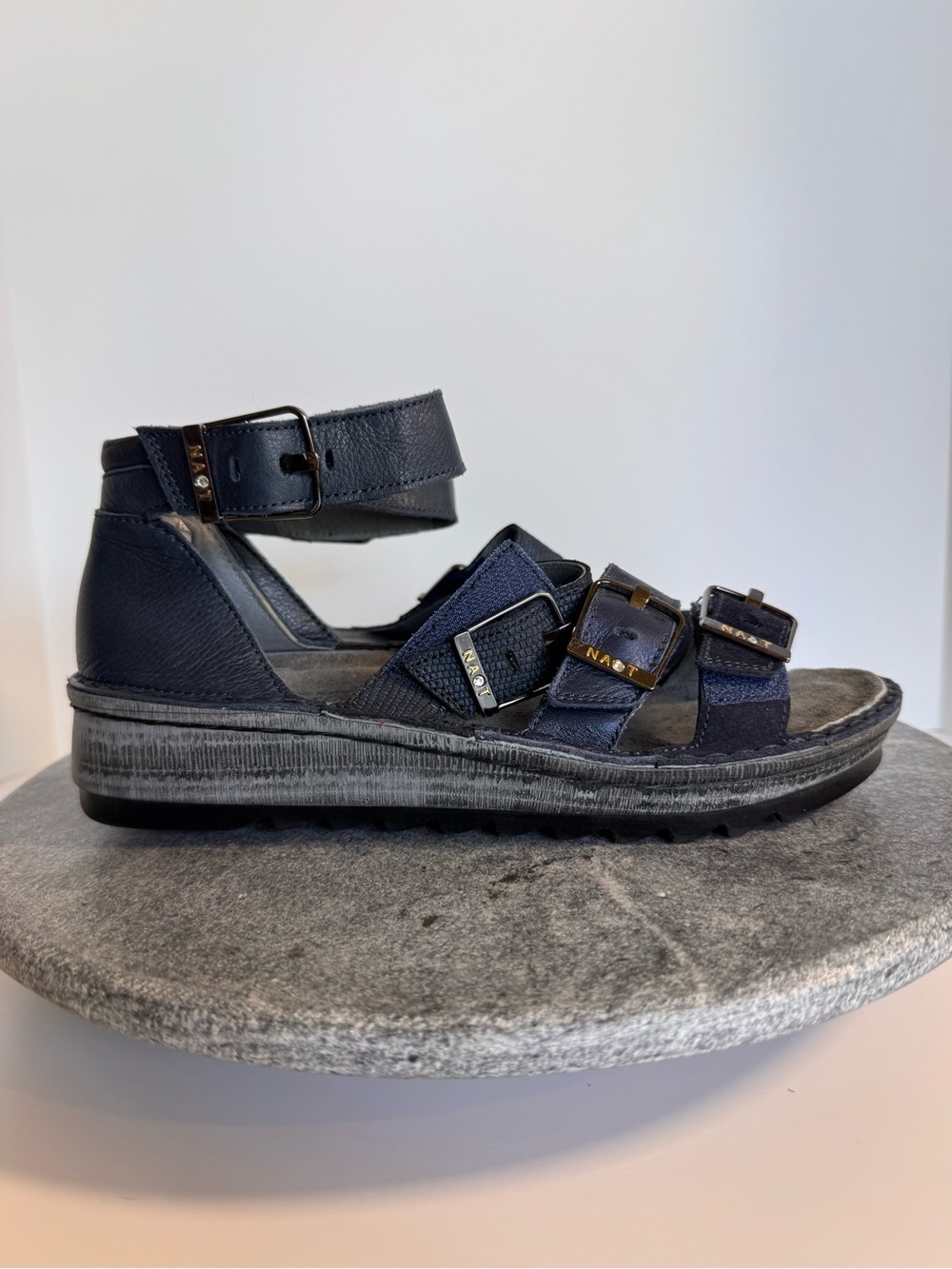 Naot Begonia Leather Ankle Strap Sandals Shoes Black Blue 39 - Picture 8 of 13